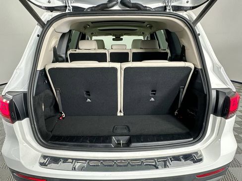Certified 2023 Mercedes-Benz GLB 250 image 25