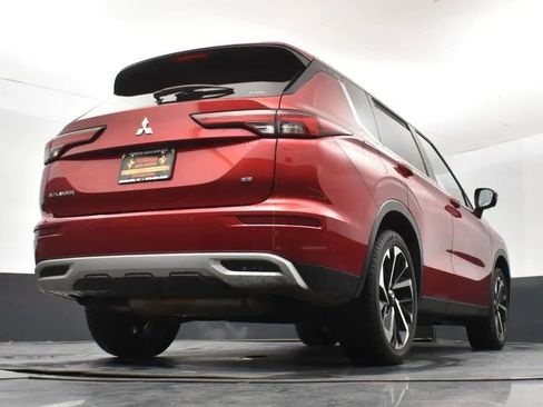 Used 2024 Mitsubishi Outlander Ralliart image 13