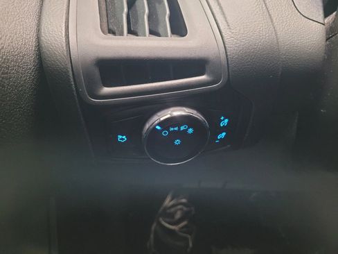 Used 2014 Ford Focus SE image 23