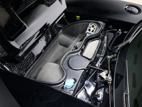 Used 2006 Ford GT RWD image 68
