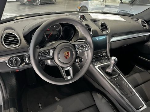 New 2025 Porsche 718 Cayman image 4