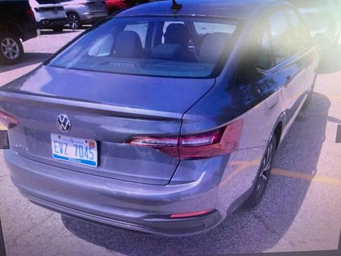 Used 2024 Volkswagen Jetta S FWD image 2