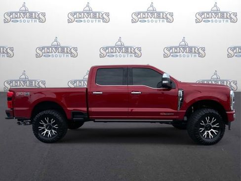 Used 2026 Ford F250 Platinum w/ Platinum Plus Package AWD/4WD image 2