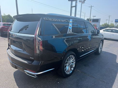 Used 2023 Cadillac Escalade Premium Luxury w/ Performance Package AWD/4WD image 4