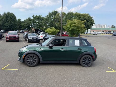 Used 2015 MINI Cooper 4-Door Hardtop FWD image 4