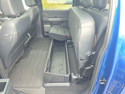 New 2025 Ford F150 Lariat w/ Equipment Group 502A High image 43