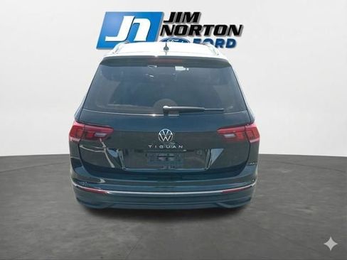 Used 2022 Volkswagen Tiguan S image 8