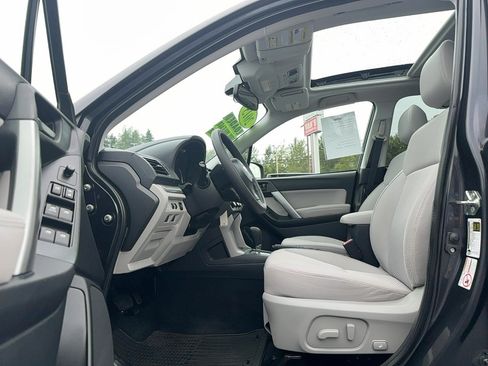 Used 2015 Subaru Forester 2.5i Premium AWD/4WD image 15