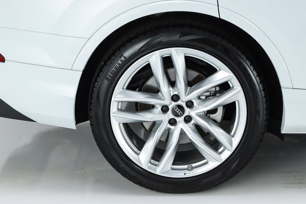 Used 2025 Audi Q7 3.0T Premium Plus w/ Premium Plus Package AWD/4WD image 59