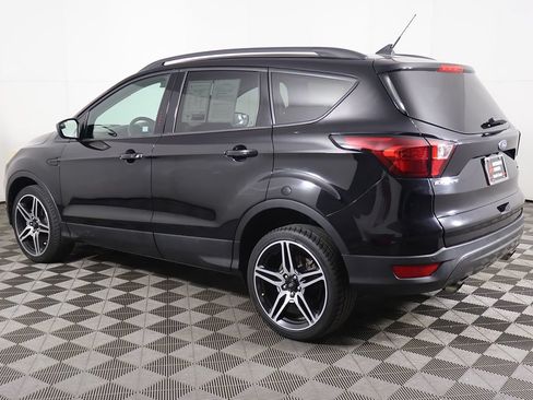 Used 2019 Ford Escape SEL AWD/4WD image 10