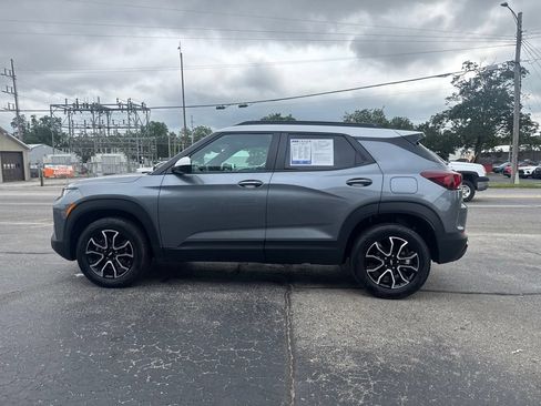 Used 2021 Chevrolet TrailBlazer ACTIV w/ Sun and Liftgate Package AWD/4WD image 4