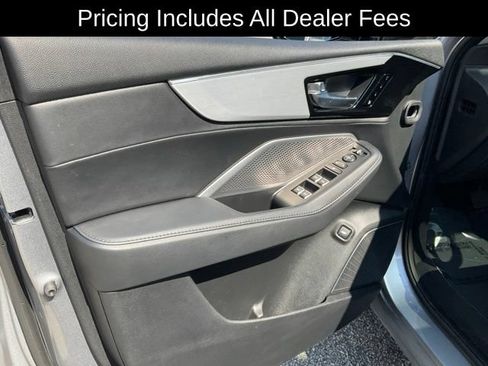 Used 2023 Acura MDX SH-AWD image 7