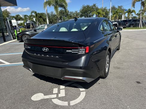 New 2026 Hyundai Sonata SEL image 6