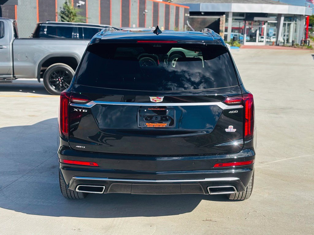 Used 2025 Cadillac XT6 Premium Luxury w/ Technology Package AWD/4WD image 8