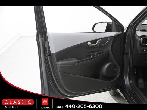 Used 2020 Hyundai Kona Limited AWD/4WD image 4