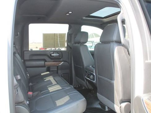 Used 2020 Chevrolet Silverado 2500 High Country w/ Z71 Off-Road Package AWD/4WD image 18