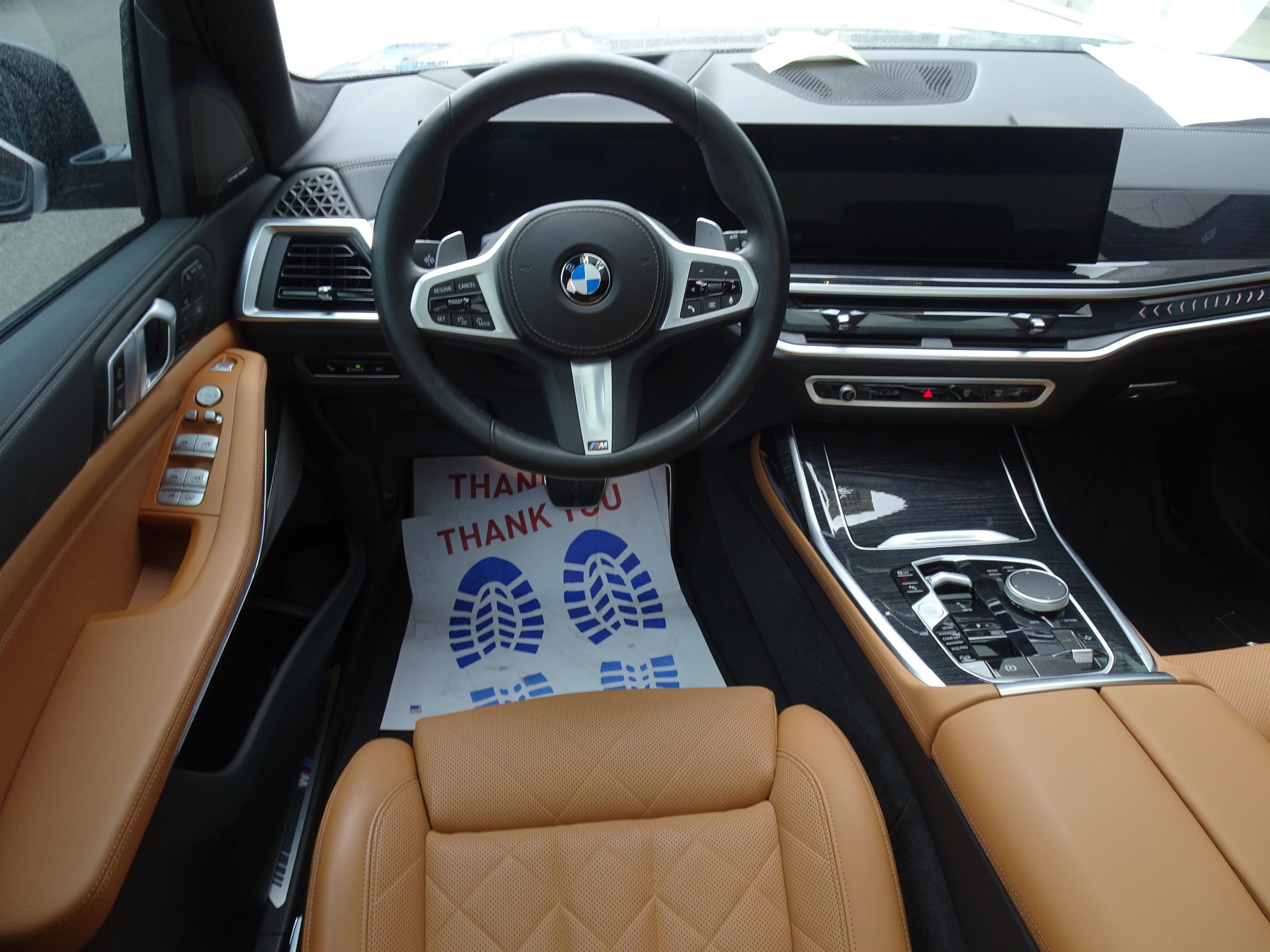 Used 2025 BMW X7 xDrive40i w/ M Sport Package AWD/4WD image 14