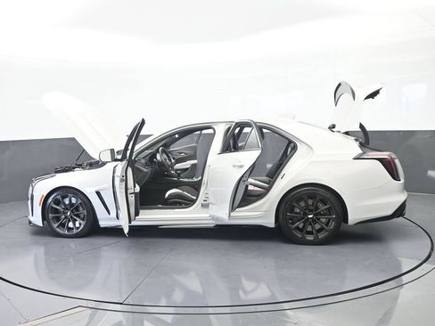 Used 2022 Cadillac CT4 V Blackwing w/ Climate Package RWD image 67