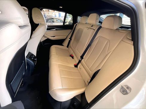 Used 2023 BMW X4 xDrive30i w/ M Sport Package image 19