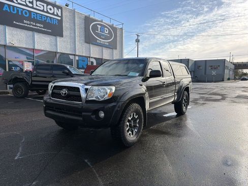 Used 2011 Toyota Tacoma 4x4 Access Cab V6 image 1