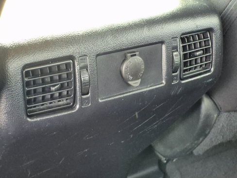 Used 2021 Toyota Tundra SR5 w/ TRD Off-Road Package image 16