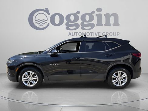 Used 2020 Chevrolet Blazer LT AWD/4WD image 2