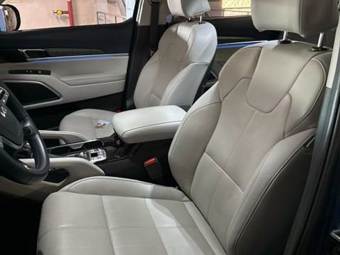 Used 2024 Kia Telluride SX image 6