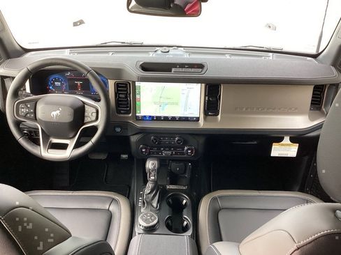 New 2025 Ford Bronco Outer Banks image 42