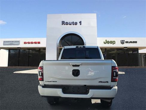 Used 2024 RAM 3500 Limited image 10
