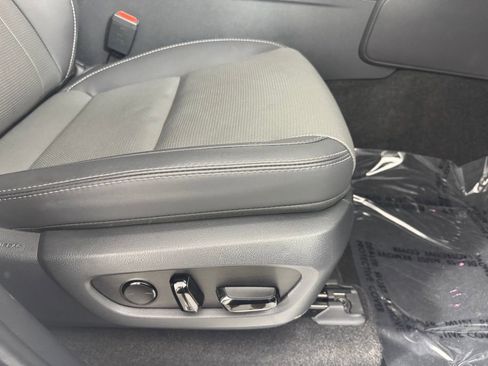Used 2024 Lexus GX 550 w/ Accessory Package (Z1) AWD/4WD image 39