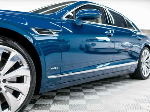 Used 2022 Bentley Flying Spur W12 AWD/4WD image 38