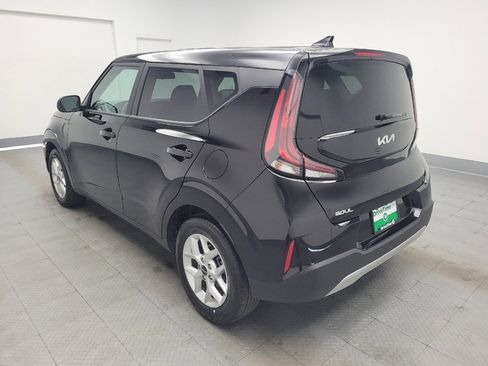 Used 2025 Kia Soul LX image 5