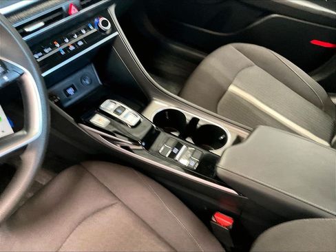 Used 2023 Hyundai Sonata SE w/ Cargo Package FWD image 20