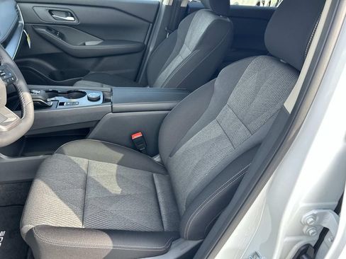 New 2026 Nissan Rogue SV AWD/4WD image 16