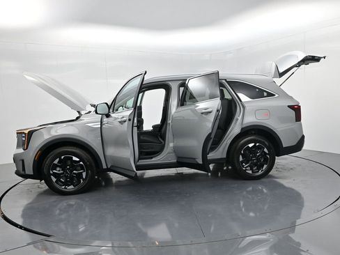 Certified 2026 Kia Sorento S AWD/4WD image 56