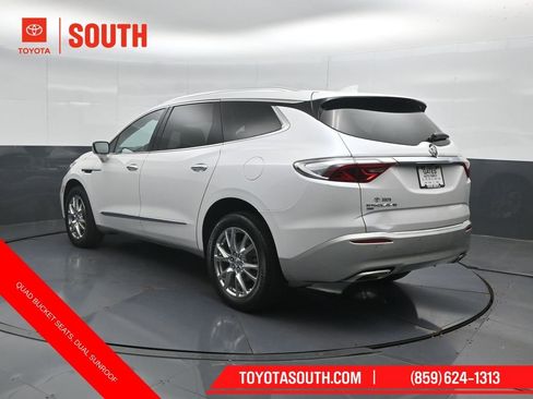 Used 2023 Buick Enclave Essence w/ Experience Buick Package AWD/4WD image 8