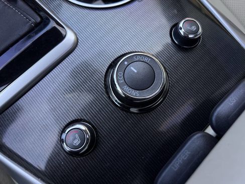 Used 2018 INFINITI QX60 Base 4dr SUV w/ Premium Plus Package image 18