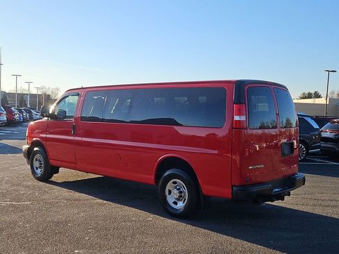 Used 2024 Chevrolet Express 3500 LS image 21
