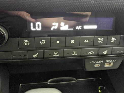 New 2026 Subaru Outback Limited w/ Premium/Limited Package 2 AWD/4WD image 19