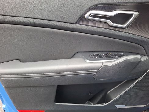 New 2026 Kia Sportage EX AWD/4WD image 6