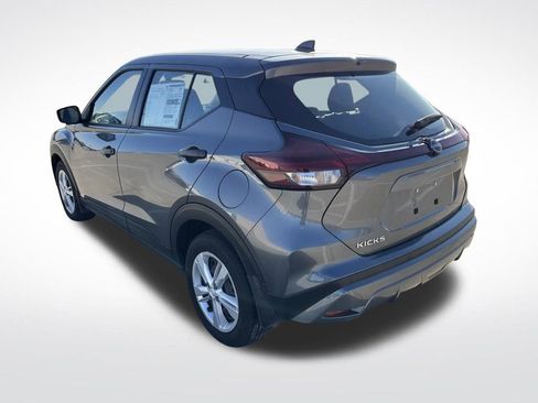 Used 2025 Nissan Kicks Play S image 4