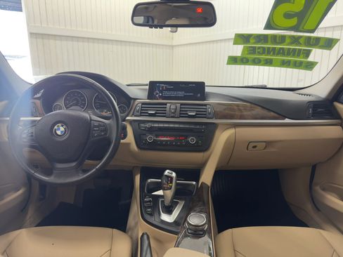 Used 2015 BMW 320i 320i Sedan 4D image 17