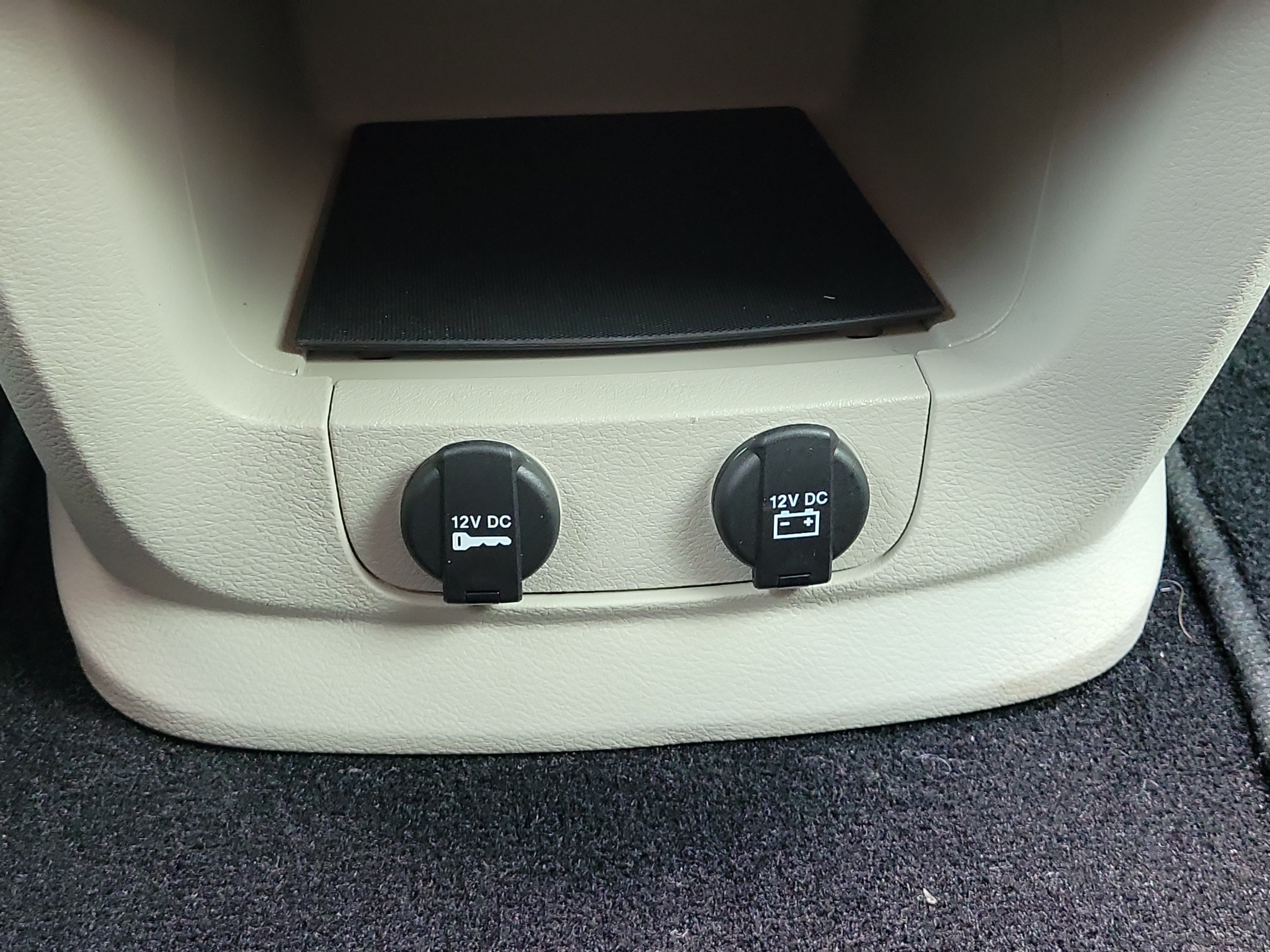 Used 2020 Dodge Grand Caravan SE FWD image 28