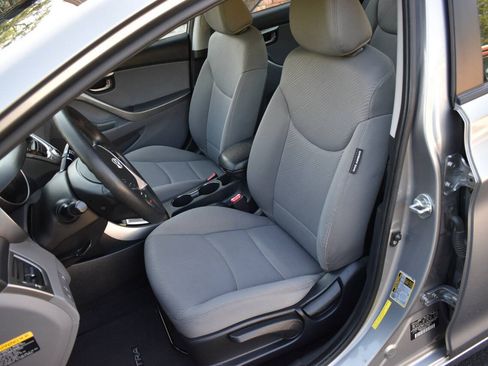 Used 2012 Hyundai Elantra GLS w/ Preferred Pkg 3 FWD image 18