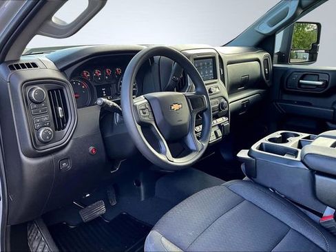 Used 2024 Chevrolet Silverado 2500 Custom w/ Custom Value Package image 19
