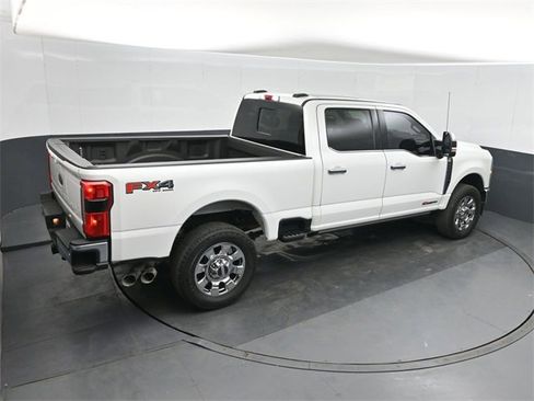 Used 2024 Ford F250 Lariat w/ Lariat Ultimate Package image 30