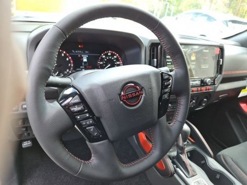 New 2026 Nissan Frontier PRO-4X w/ Pro-4x Convenience Package image 19