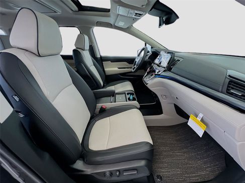 New 2026 Honda Odyssey Elite image 29