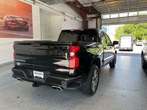 Used 2022 Chevrolet Silverado 1500 RST image 9