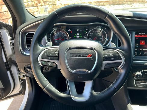 Used 2016 Dodge Charger R/T RWD image 10
